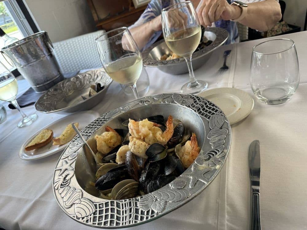 Joey and Kimmy's Seafood Market and Restaurant