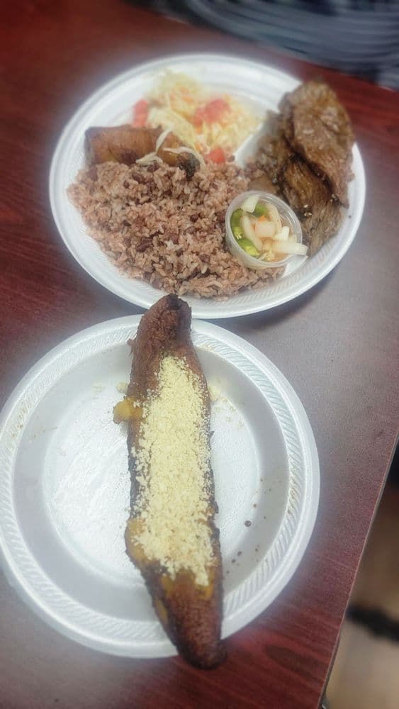 Marlon's Cafe & Fritanga