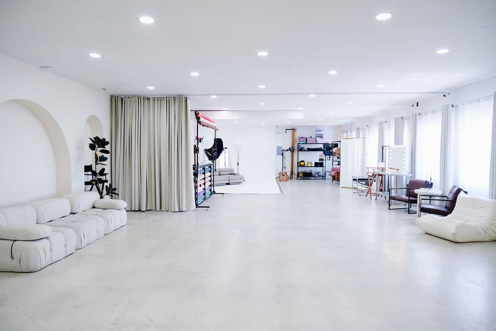Creative Canvas Photo Studio Miami