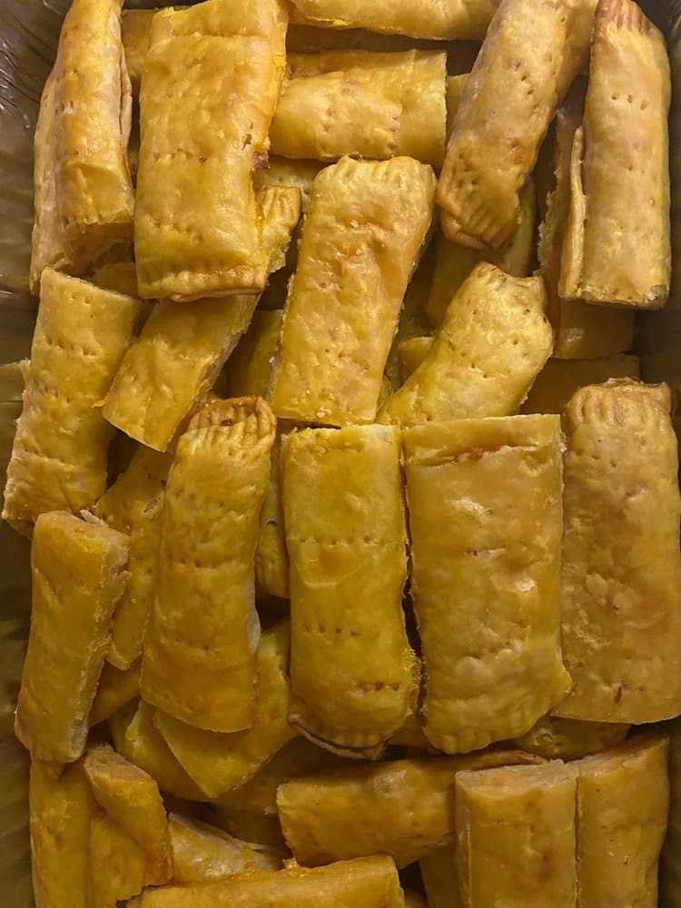 Didi’s Bakery & Roti Shop