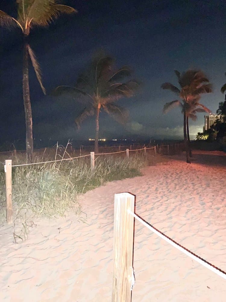 Pura Vida Beach