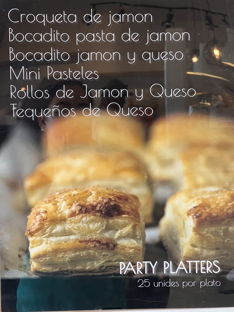 Rico Bakery & Cafe