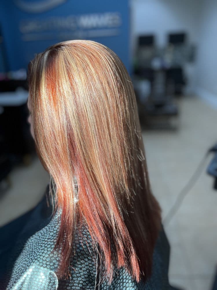 Creating Waves Salon