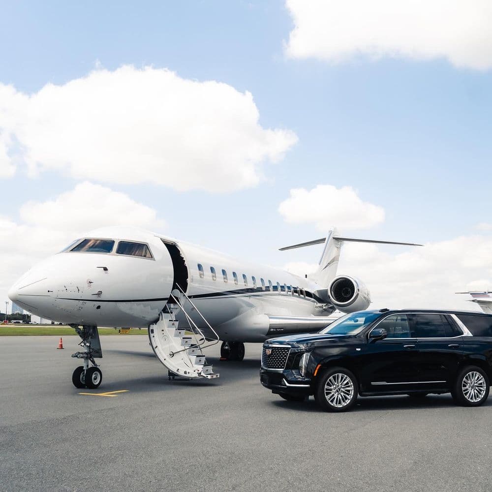 Vellaro Black Luxury Transportation