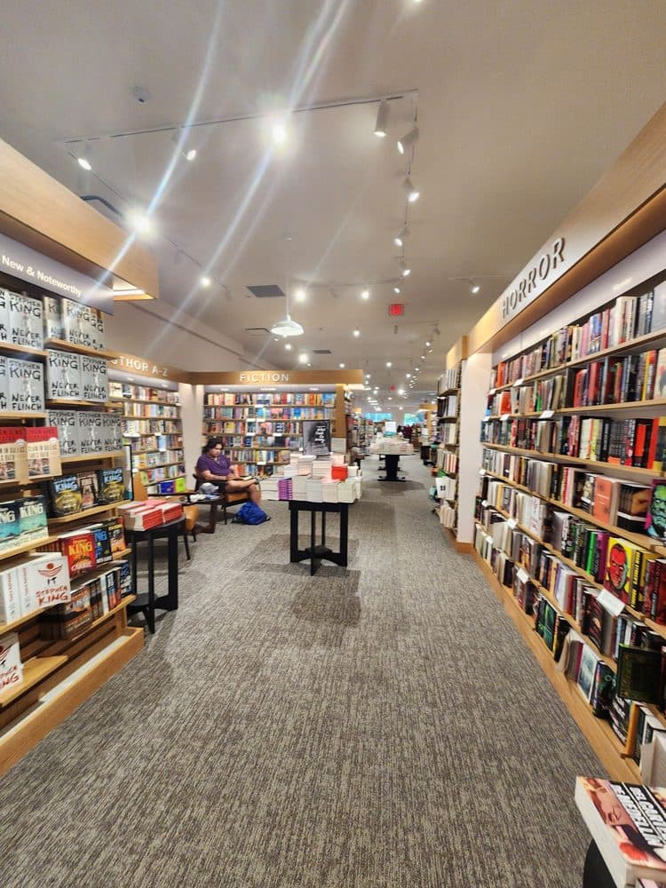 Barnes & Noble