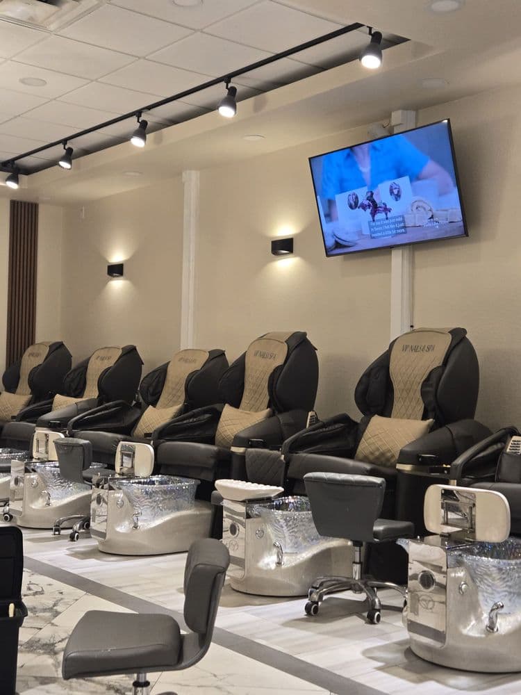 VIP Nails & Spa