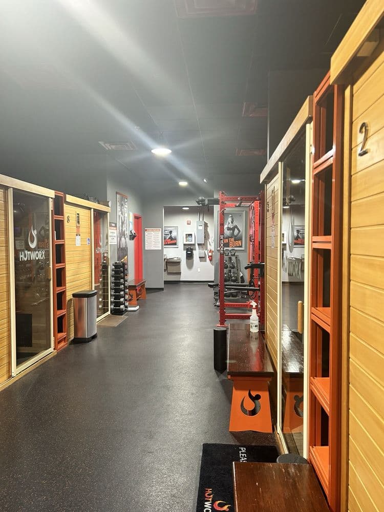 HOTWORX - Wellington