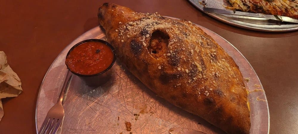 Momo's Pizza - Pensacola