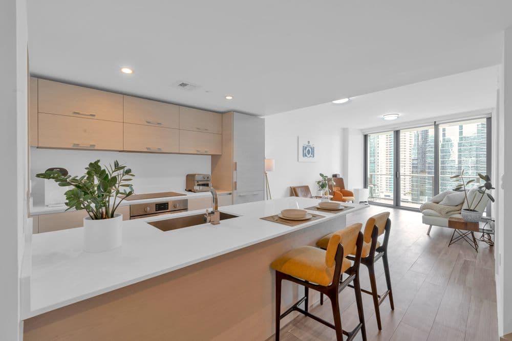 Maggie Shih - Realtor