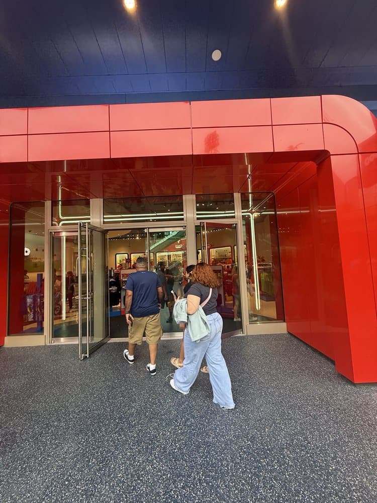 Nintendo Super Star Store