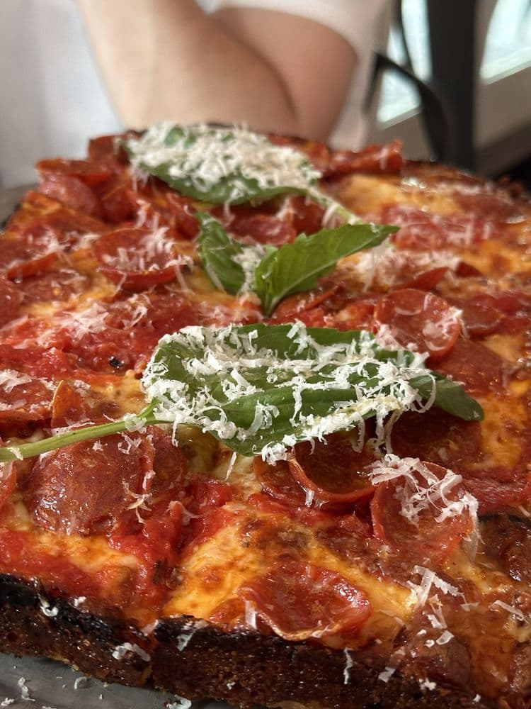 Eleventh Street Pizza - Dadeland