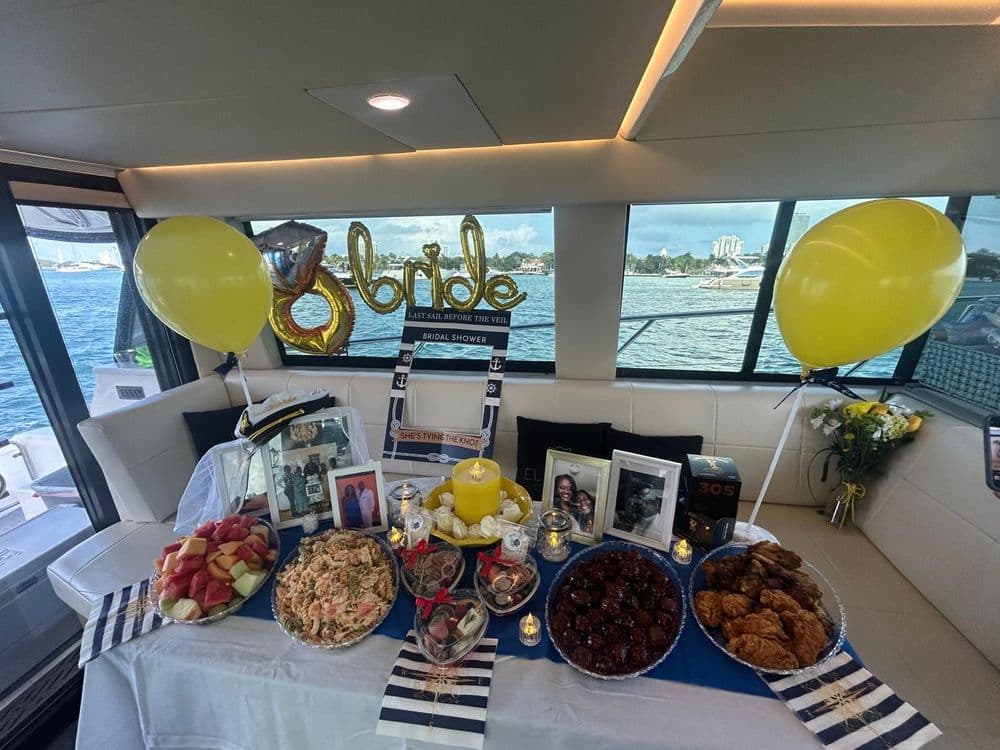 El Yacht Miami Charters