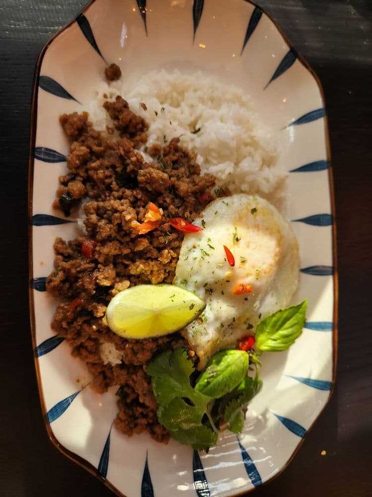 J's Asian Kitchen