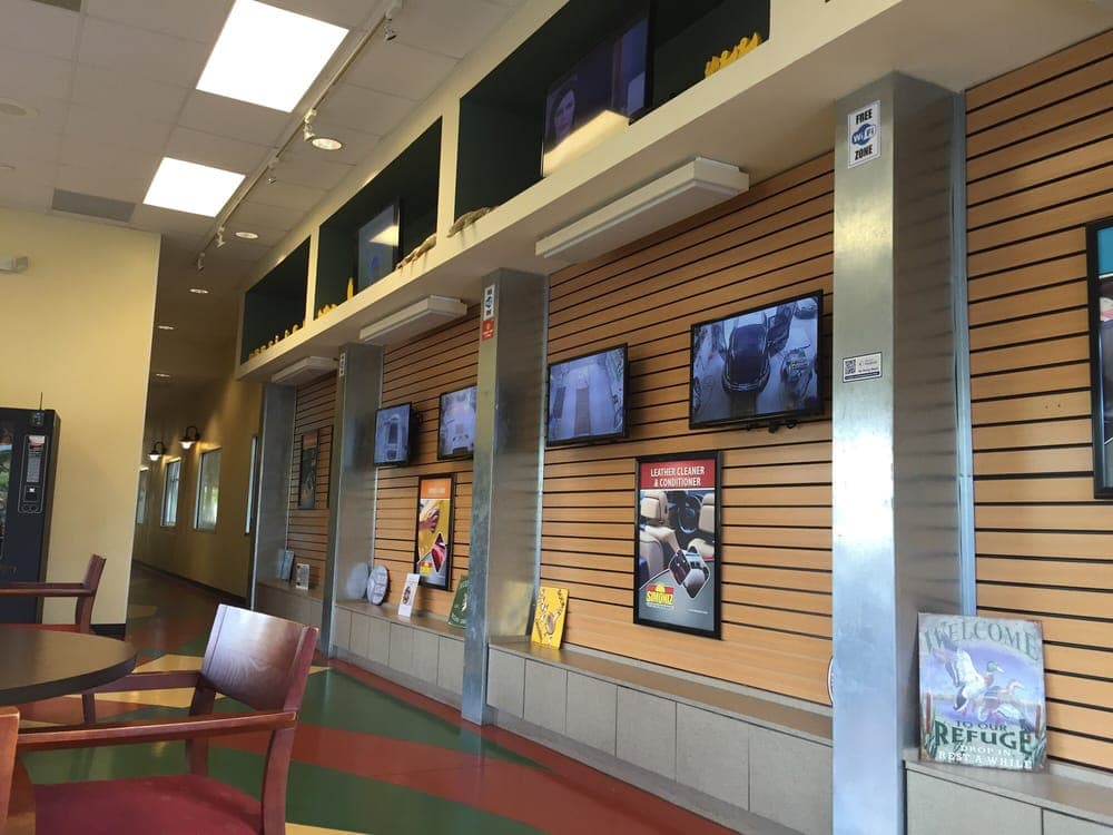Ducky's Carwash & Detail Center