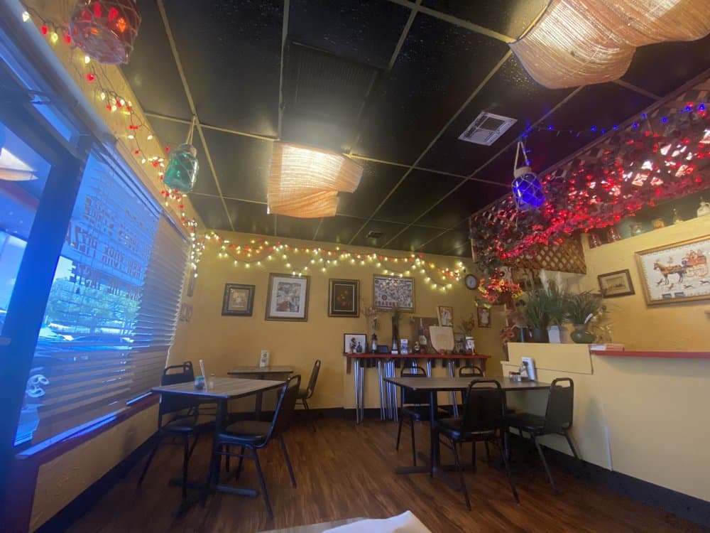 Girodano's Deli