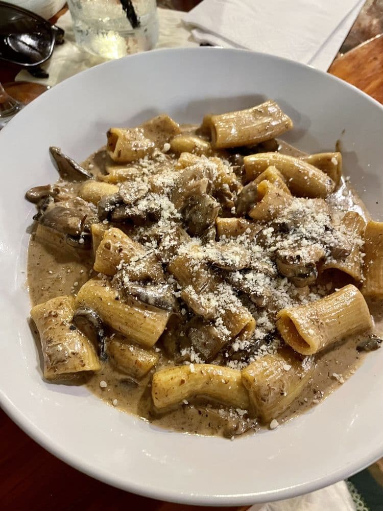 Mamasamas Restaurant