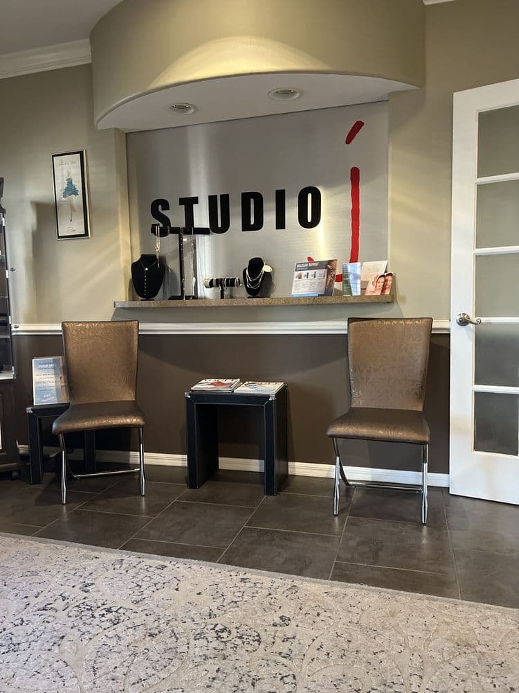 Studio J