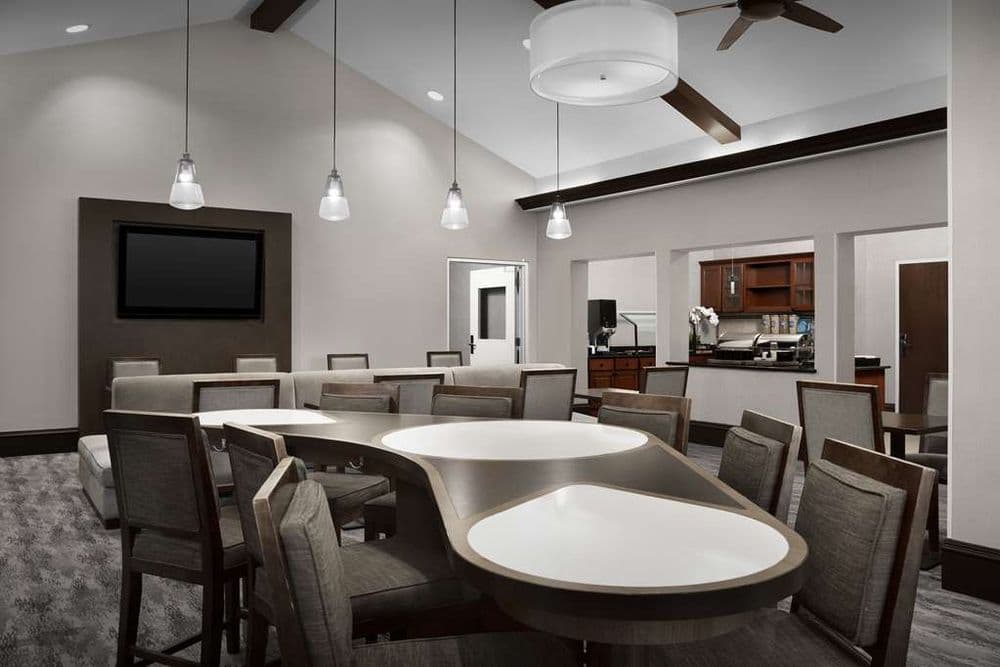 Homewood Suites by Hilton Jacksonville Downtown-Southbank