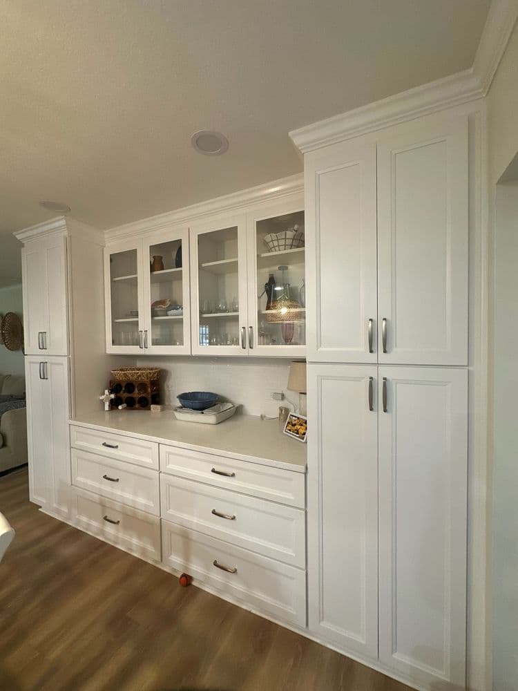 Shaker Cabinet Guy