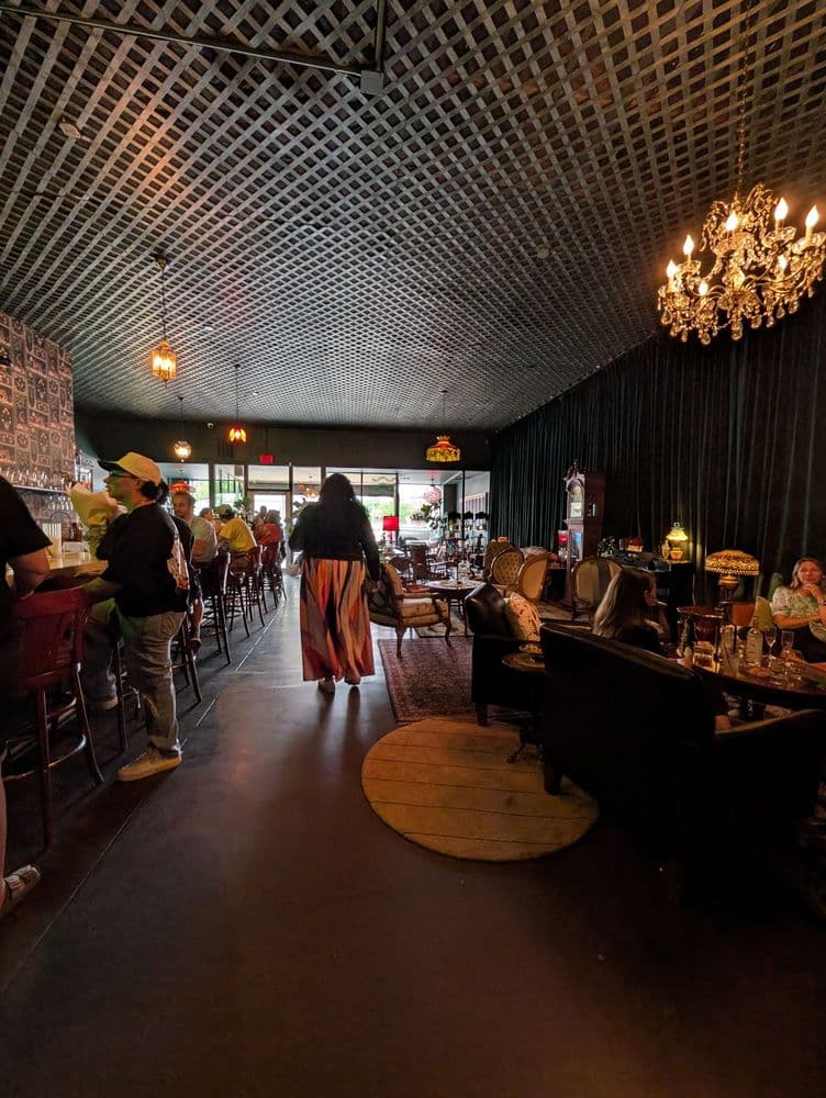 Juice Wine Bar