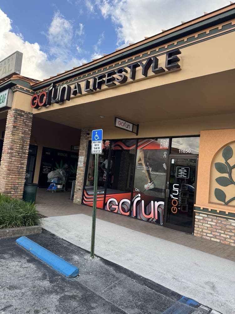 Go Run Kendall Store