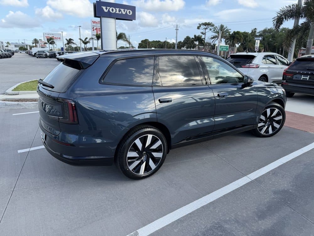 Wallace Volvo