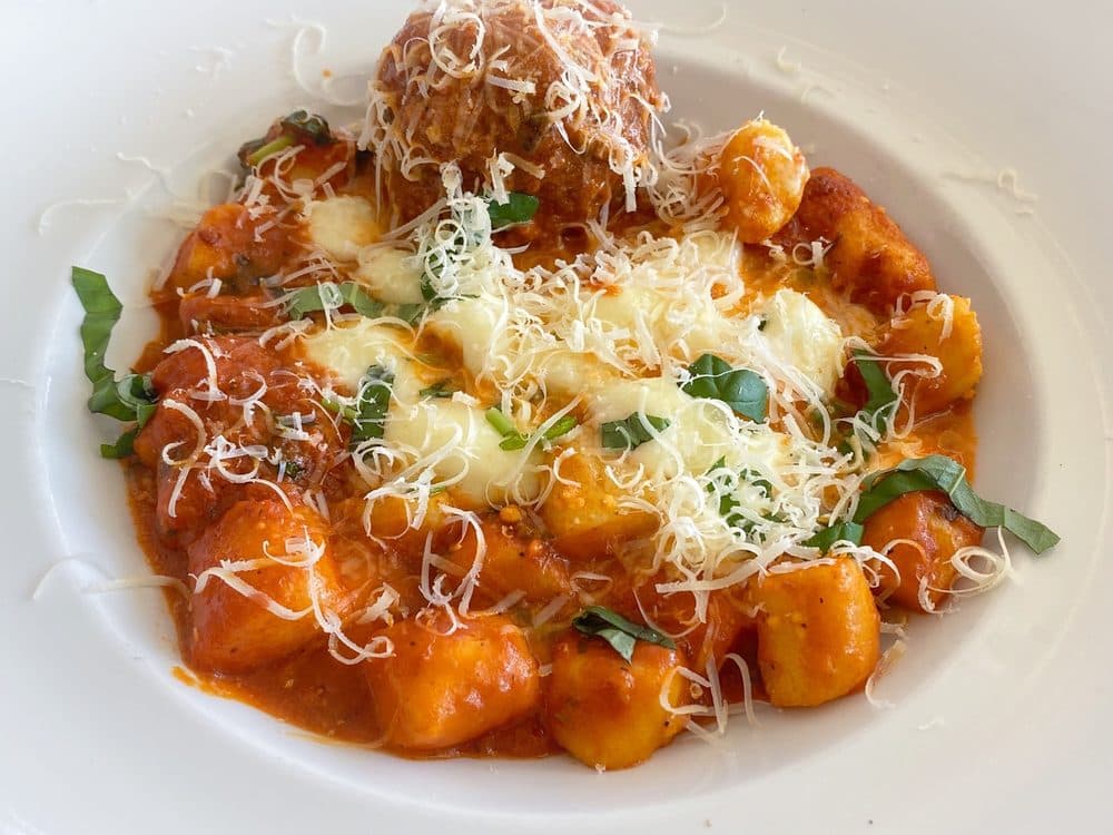 Lynora's Italian Restaurant