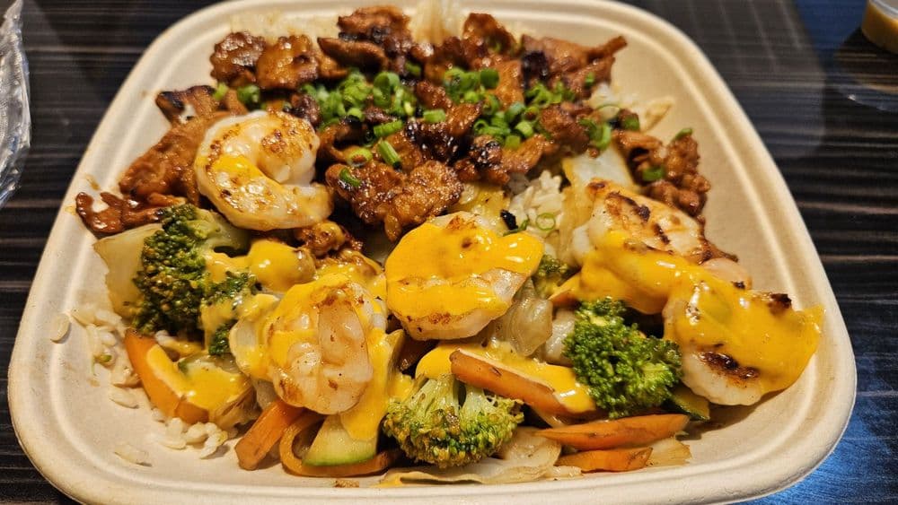 Roboto Tokyo Grill