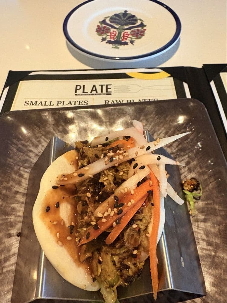 Plate Tapas Grill & Lounge