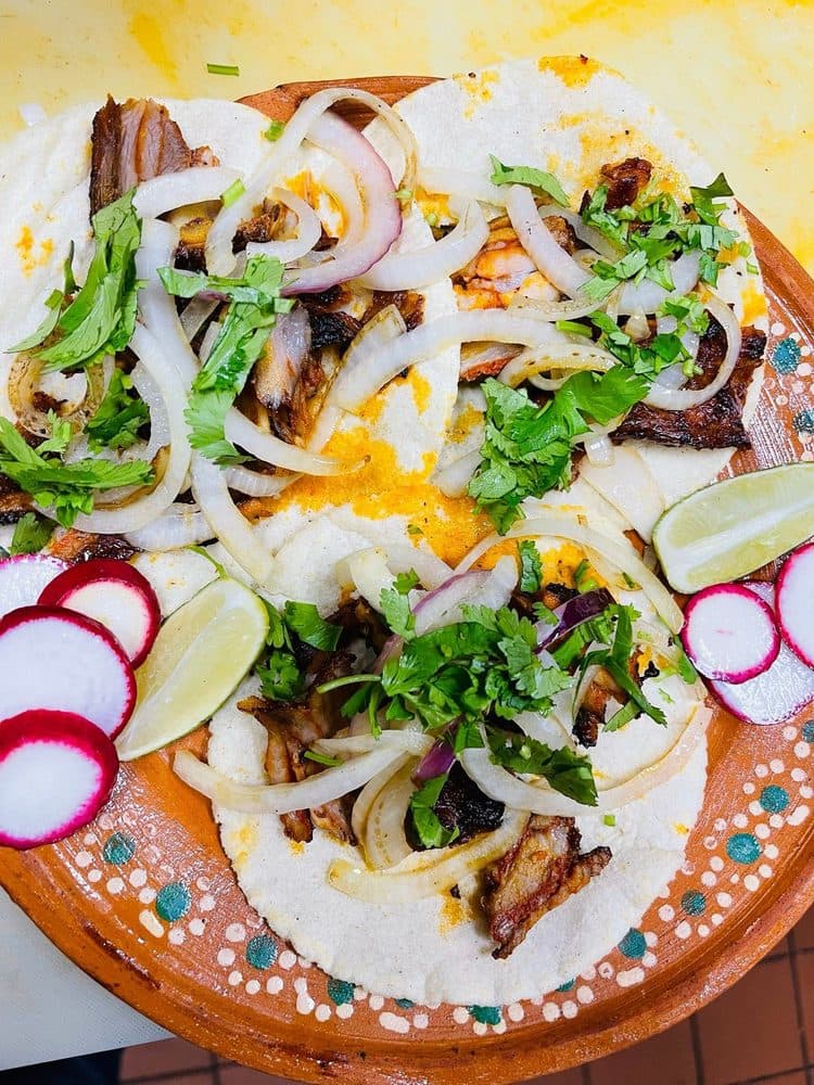 Dos Amigos Market & Cantina