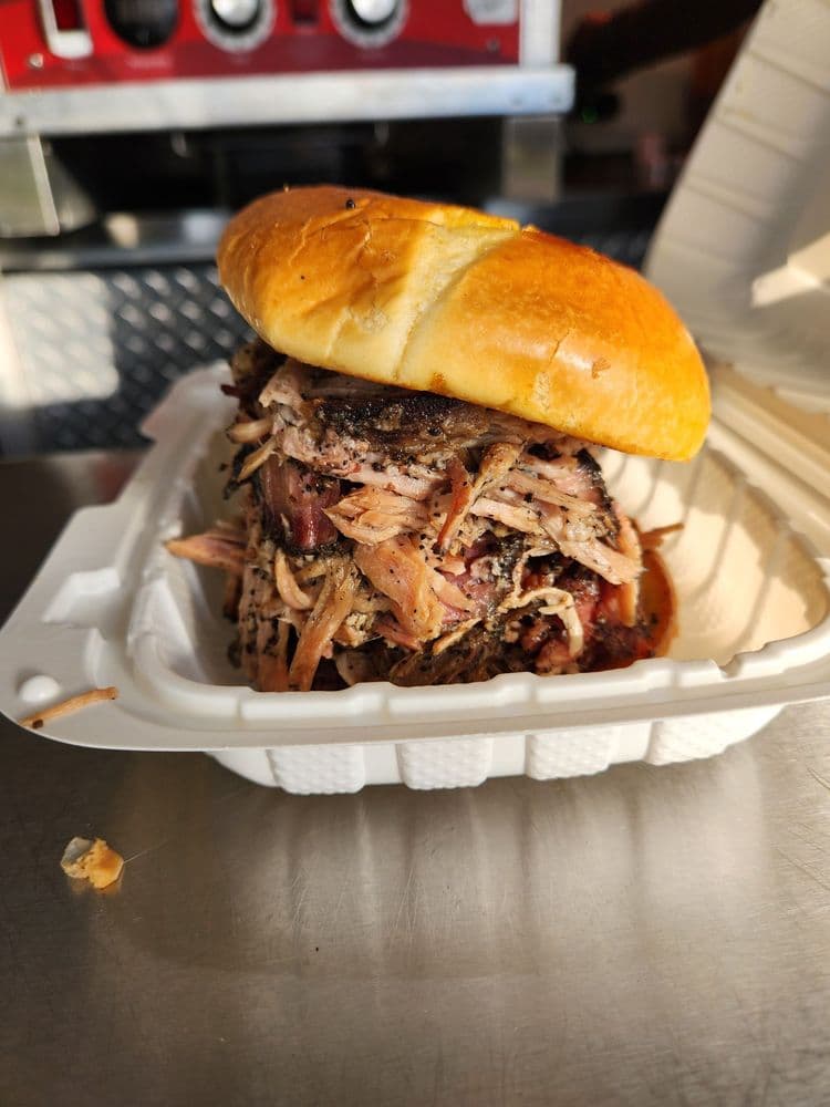 Earl's Slow and Low BBQ