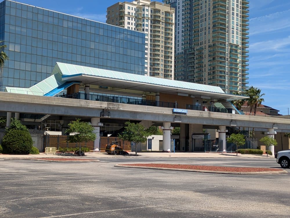 Riverplace Station