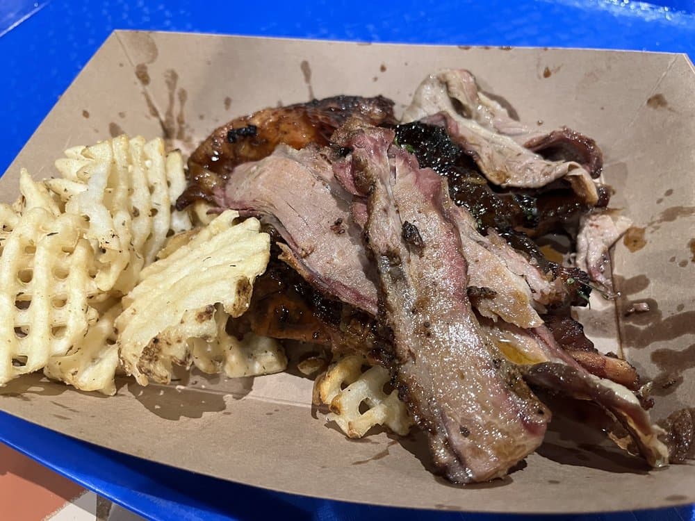 Voyagers Smokehouse