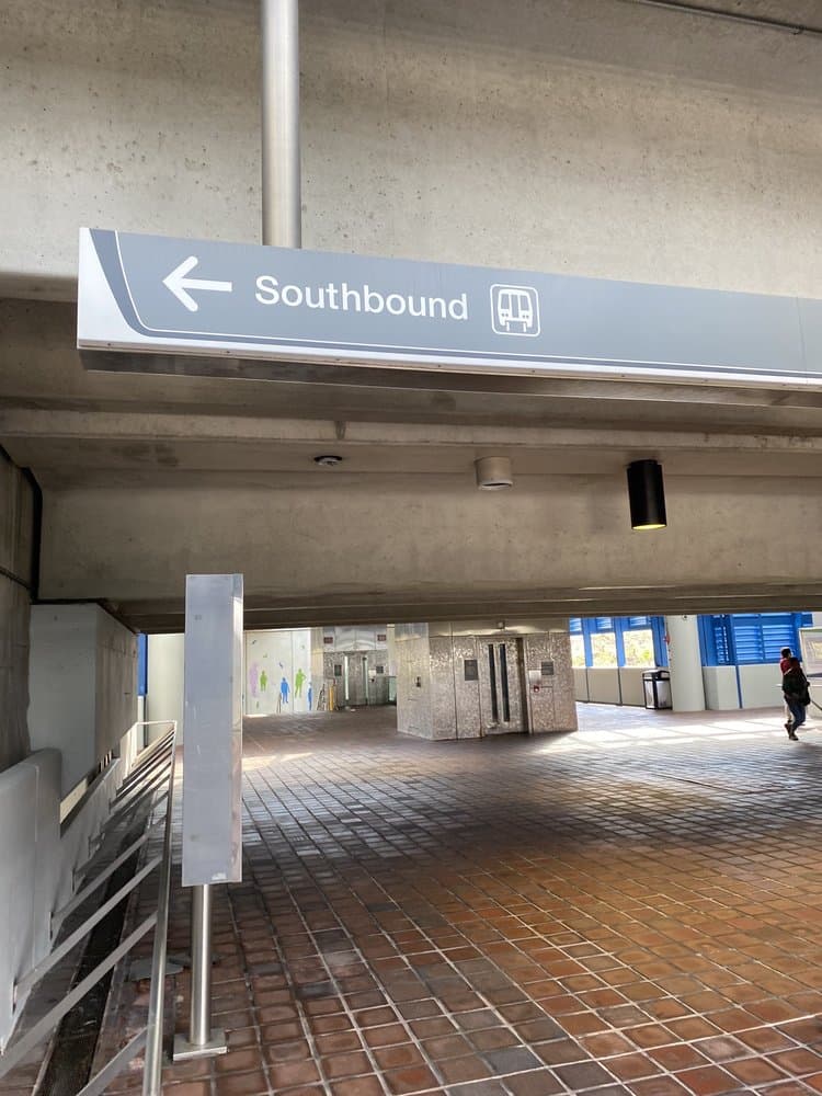 Dr. Martin Luther King Jr. Plaza station