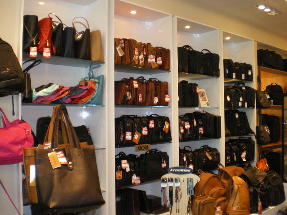 Mori Luggage & Gifts