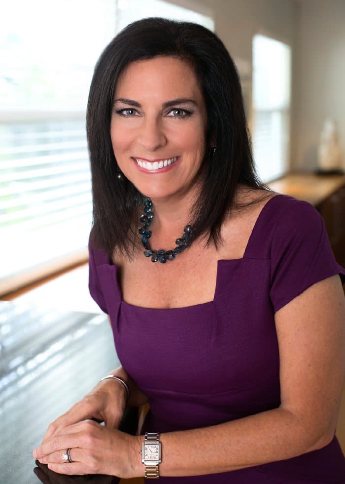 Janet E Johnson
