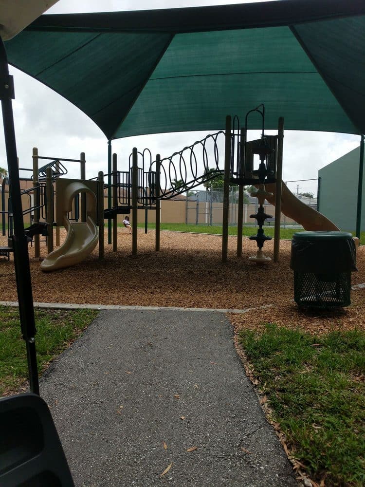 Rainbow Lakes Park