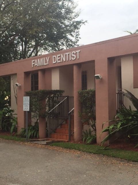 Jorge A Perez, DDS