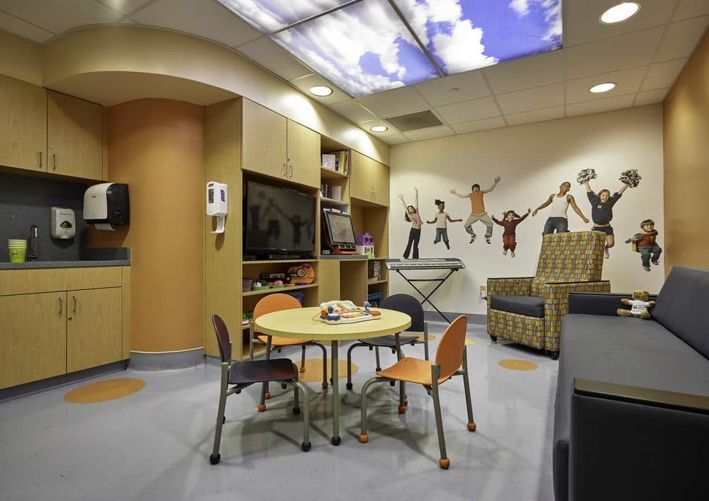 Holtz Children's Hospital