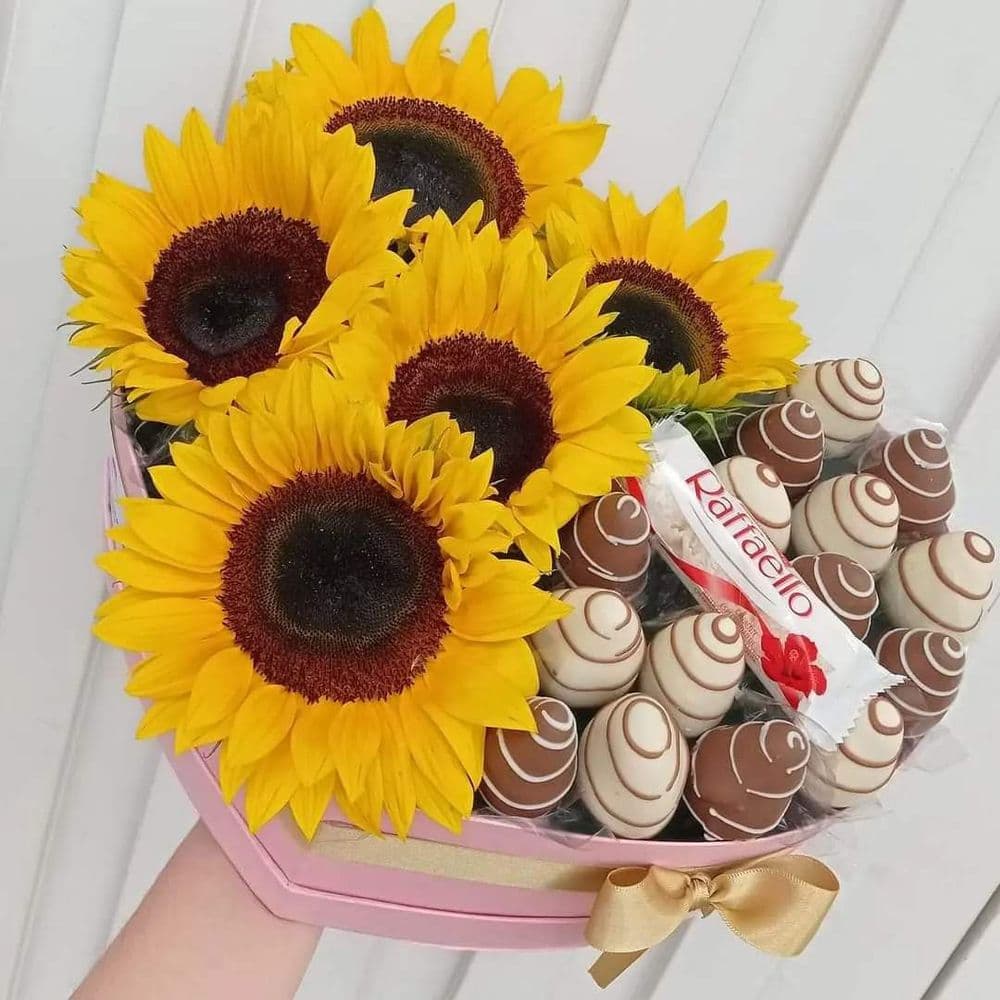 Florist Surprises On Time