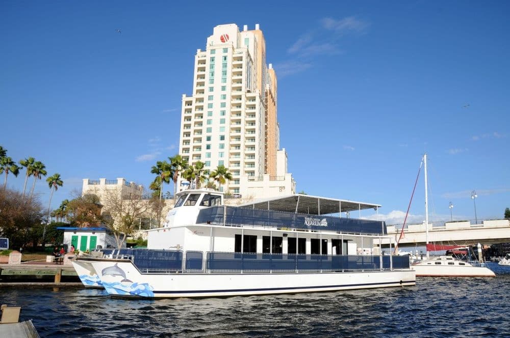 The Entourage Tours & Shuttles