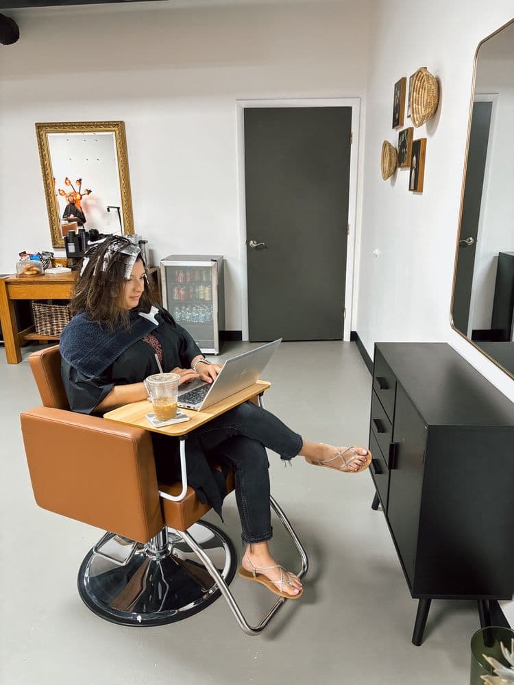 Upwest Salon