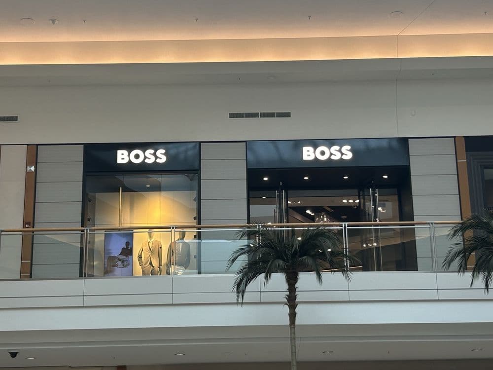 Hugo Boss Outlets
