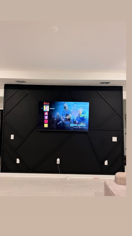 Sunshine Bro Interior Walls