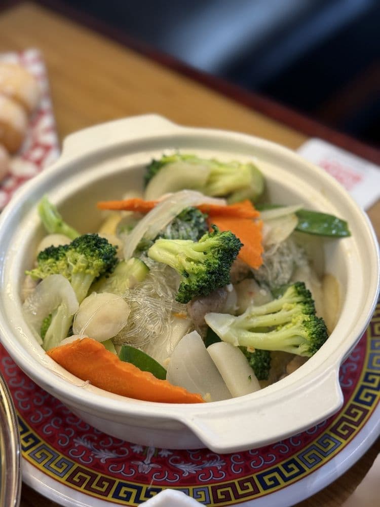 Qianlong Chinese Cuisine