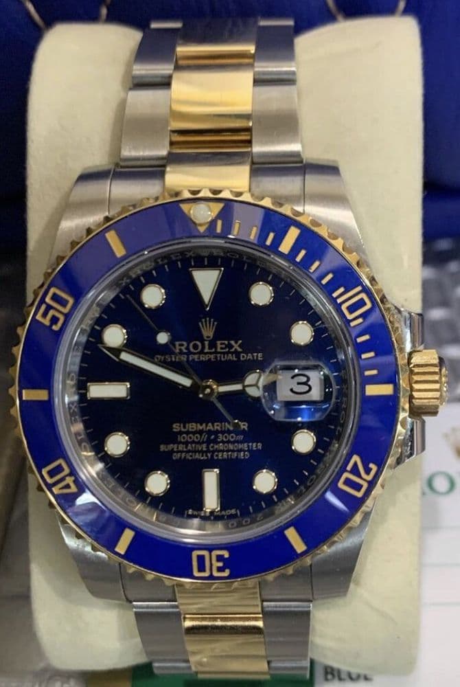 Gold and Ice Jewelers
