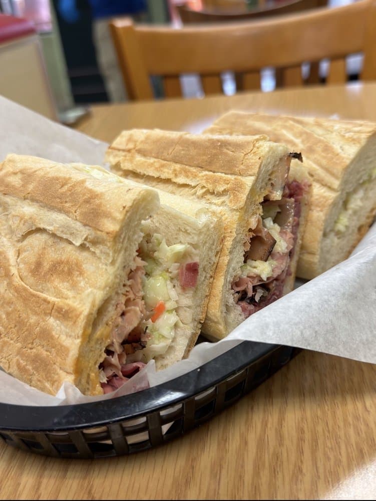 Moxie's Too Cafe & Deli