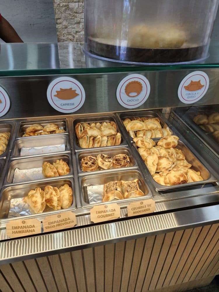 NAHUEN Gourmet Market - Doral