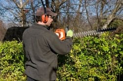 Robert's Lawn Care