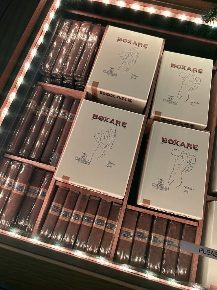 Catelli Cigar Lounge
